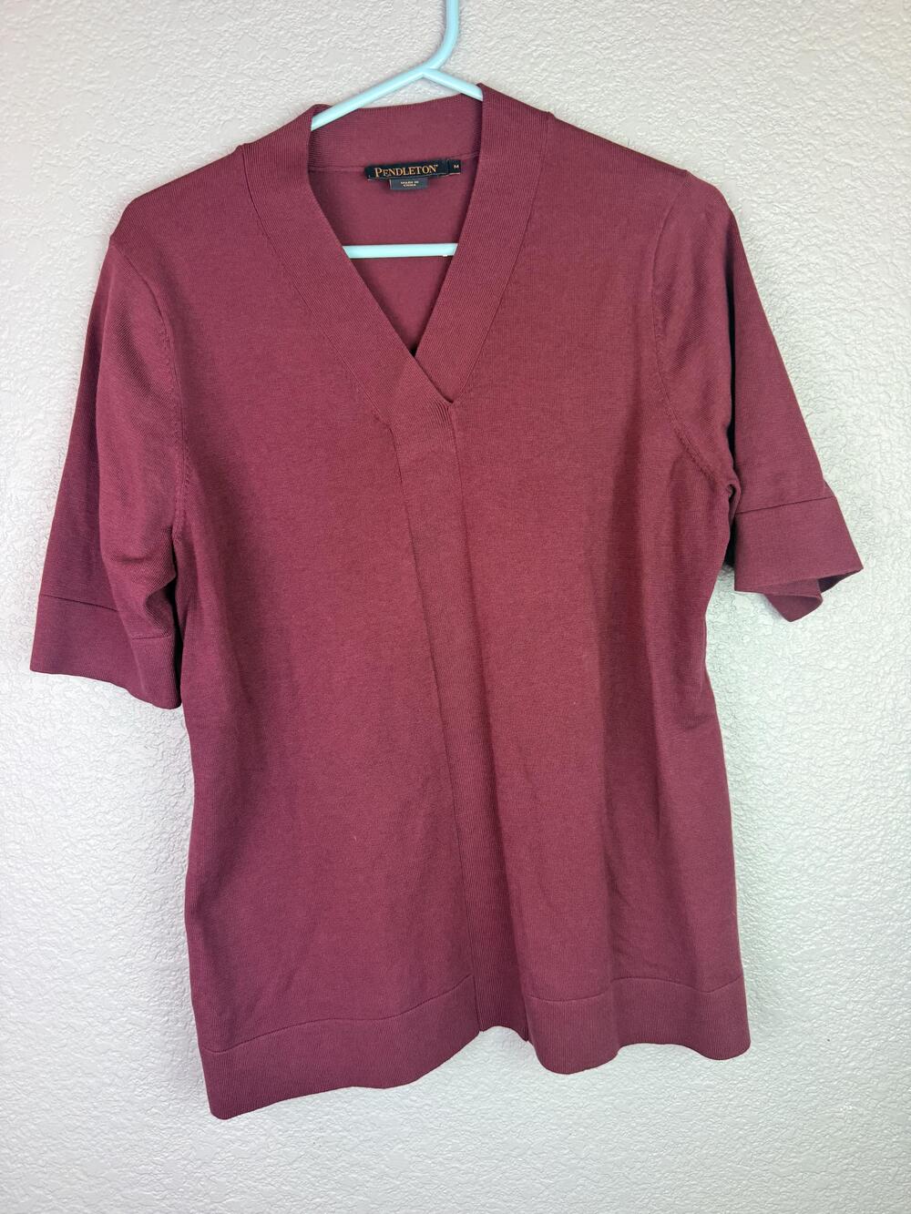 Pendleton Sweater Womens Medium Red Silk Blend V-Neck Short Sleeve Pullover